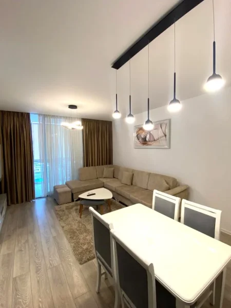 Jepet me Qira Apartament 2+1+2 në Don Bosko,  800 €URO