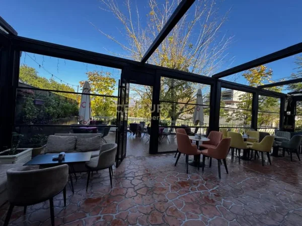 Tirane, jepet me qera hotel , 1.310 m² 3.500 € (Mullet)