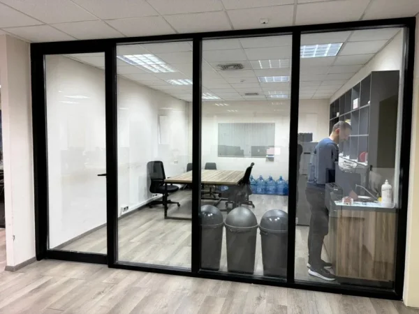 Tirane, jepet me qera Kati 7, 330 m² 5900 € (QENDER)