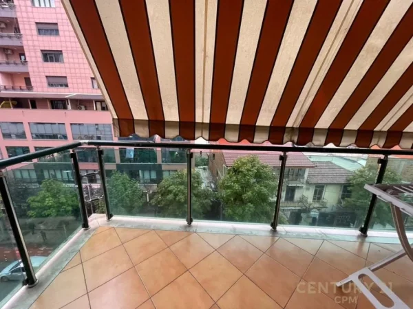 Tirane, jap me qera apartament 3+1+Aneks+Ballkon Kati 3, 160 m² 1.200 € 