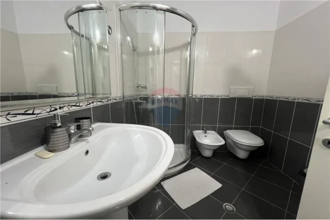 Vlore - Lungomare, shitet garsonier 1+1 Kati 2, 50 m² 95.000 € 