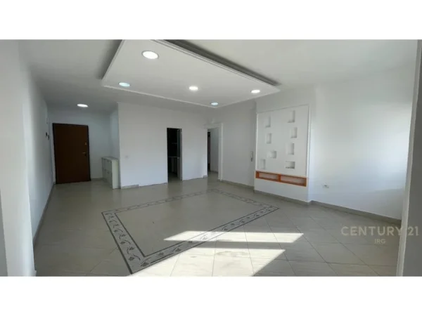 Tirane, shes apartament 4+1+Aneks+Ballkon Kati 4, 165 m² 495.000 € 