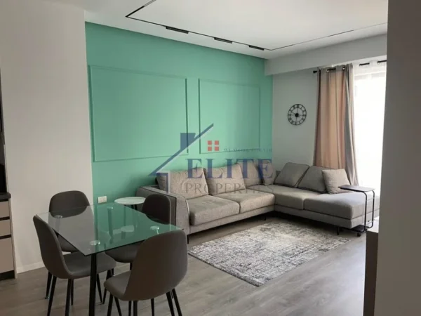 Tirane, jepet me qera apartament 2+1+Ballkon Kati 1, 100 m² 750 € (Ish Fusha e Aviacionit)
