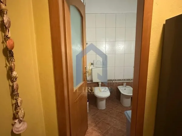 Durres, shitet apartament 1+1+Ballkon Kati 6, 77 m² 90.000 € (Plazh DURRES)