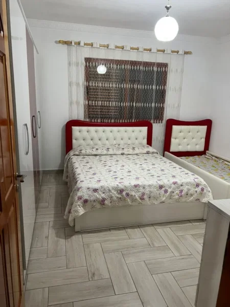 Tirane, jepet me qera apartament 3+1+Ballkon Kati 3, 95 m² 430 € (Astir)