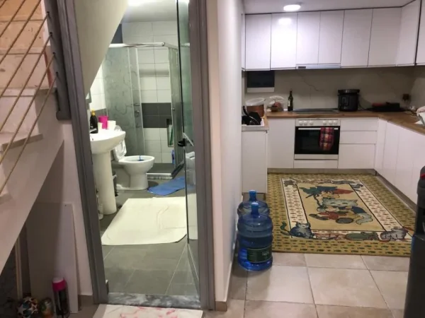 Tirane, shes apartament 3+1 Kati 1, 74 m² 128.000 € (YZBERISHT)