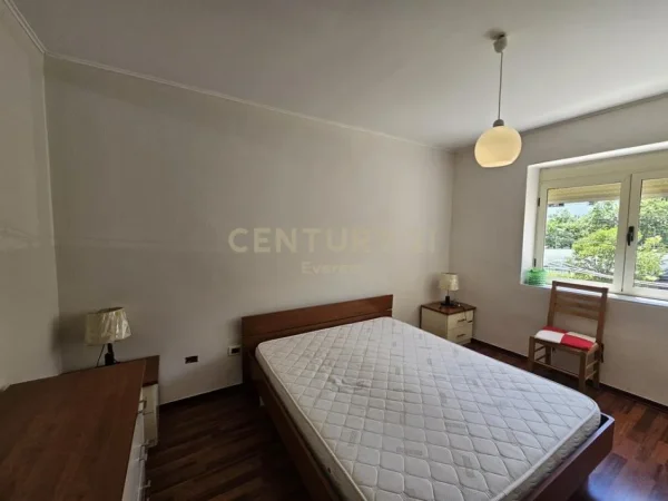 Tirane, shitet apartament 2+1 Kati 2, 68 m² 130.000 € (Ali Visha)