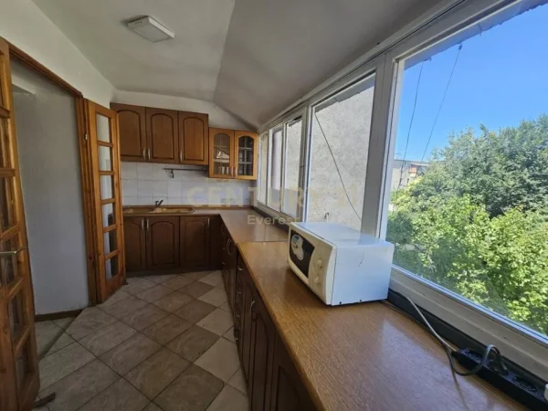 Tirane, shitet apartament 2+1 Kati 2, 68 m² 130.000 € (Ali Visha)