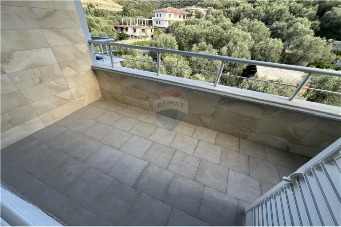 Vlore - Lungomare, shitet apartament 2+1 Kati 8, 123 m² 248.000 € (Lungomare, Vlorë)