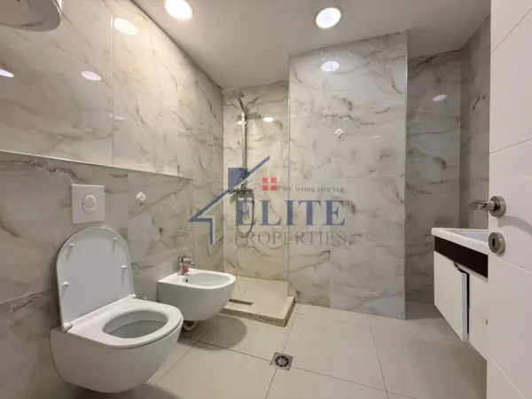 Tirane, jepet me qera apartament 1+1+Ballkon Kati 2, 60 m² 700 € (9 Katshet)