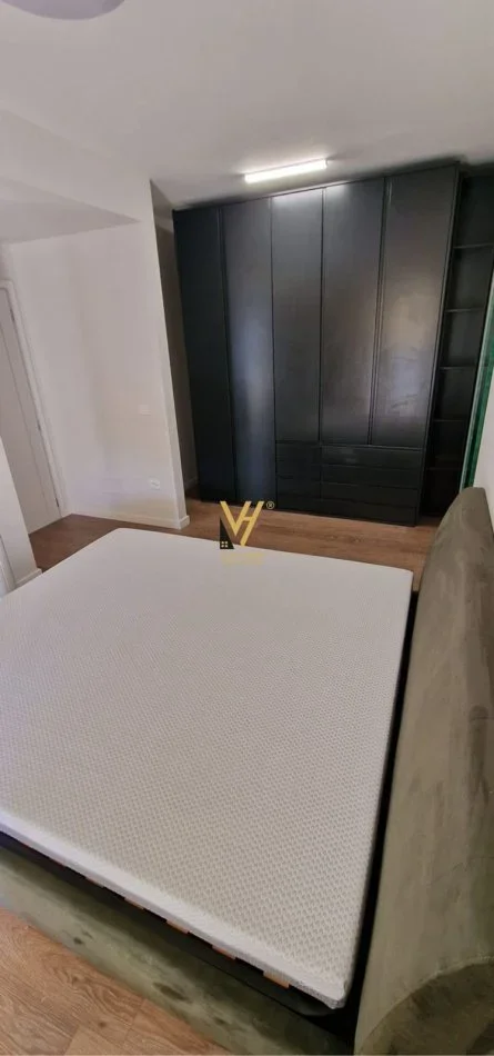 Tirane, jepet me qera apartament 2+1+Ballkon Kati 2, 106 m² 1.100 € (LIQENI I THATE)