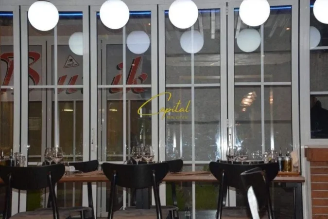 Tirane, jepet me qera ambjent biznesi Kati 0, 157 m² 2.000 € (RRUGA E DURRESIT)