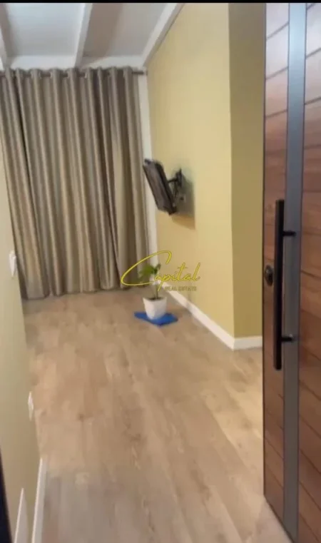 Tirane, jepet me qera apartament 1+1 Kati 9, 65 m² 500 € (ASTIR)