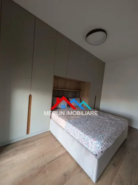 Tirane, jepet me qera apartament 2+1+Ballkon Kati 4, 80 m² 900 € (RRUGA HIQMET DELVINA,KOMUNA E PARISIT)