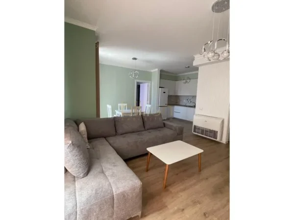 Tirane, jepet me qera 2+1+Post parkimi , 150 m² 1.150 € (Myslym Shyri)