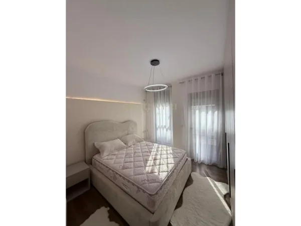 Tirane, shes apartament 1+1 Kati 5, 63 m² 118.000 € 
