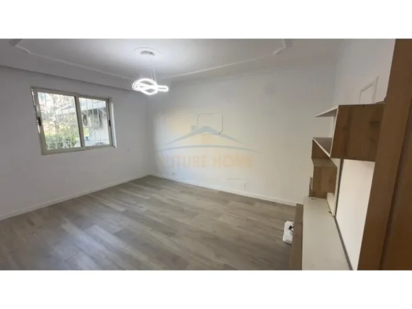 Tirane, shitet apartament 1+1 Kati 0, 59 m² 92.000 € (prane Nisherakut ne rrugen Irfan Tomini)