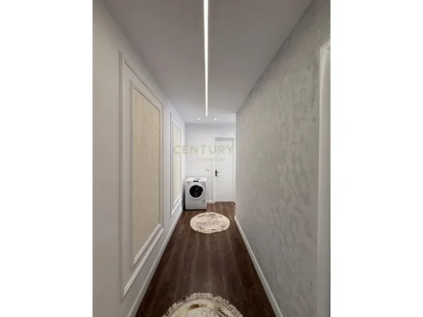 Tirane, shitet apartament 1+1 Kati 6, 63 m² 118.000 € (Nela 5)