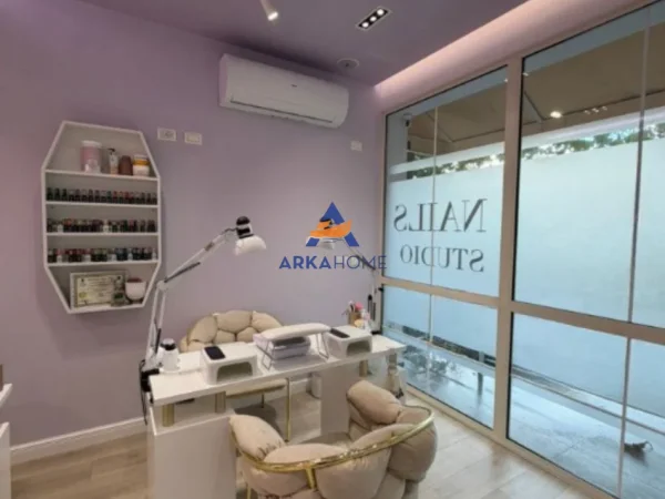 Tirane, jepet me qera Kati 0, 40 m² 600 € 