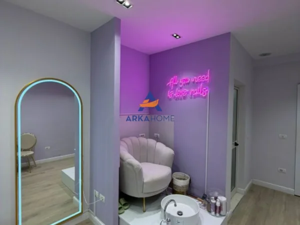 Tirane, jepet me qera Kati 0, 40 m² 600 € 