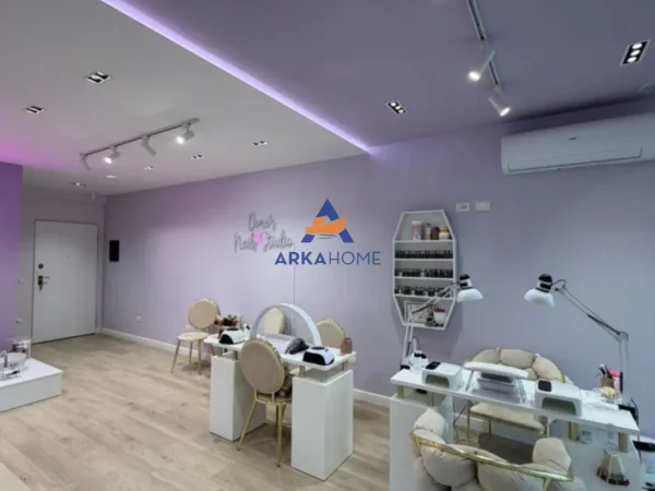 Tirane, jepet me qera Kati 0, 40 m² 600 € 