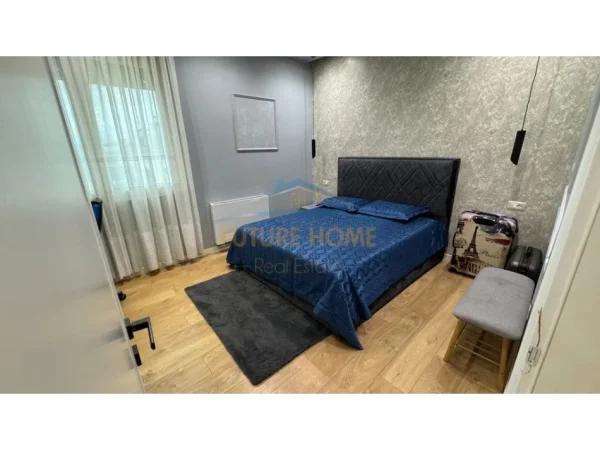 Tirane, shitet apartament+verande | Penthouse 3+1 Kati 3, 142 m² 445.000 € (Kopshti Zoologjik)