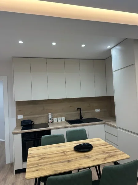 Tirane, jepet me qera apartament 2+1 , 85 m² 800 € (Bulevardi zogu I)