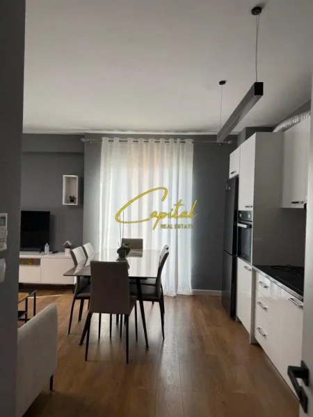 Tirane, jepet me qera apartament 2+1 Kati 6, 85 m² 800 € (RRUGA JORDAN MISJA)