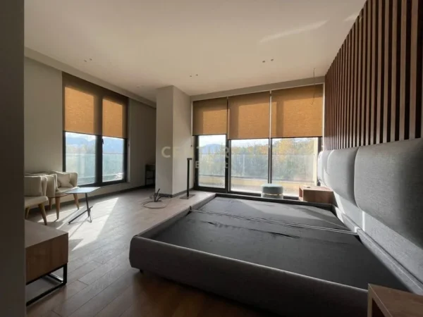 Tirane, jepet me qera hotel Kati 3, 1.300 m² 15.000 € (Mullet)