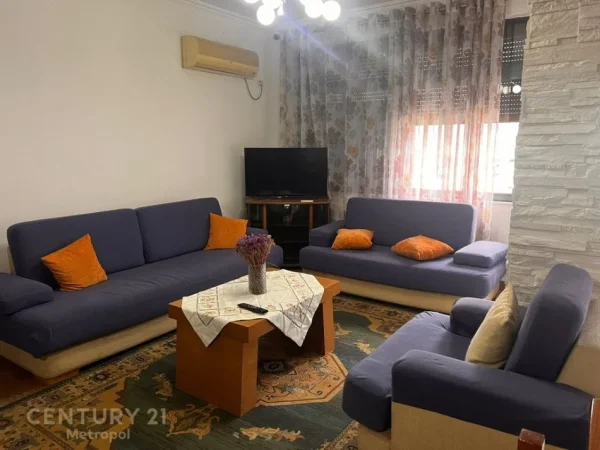 Tirane, jepet me qera apartament 2+1 Kati 8, 96 m² 650 € (Gjimnazi Partizani)