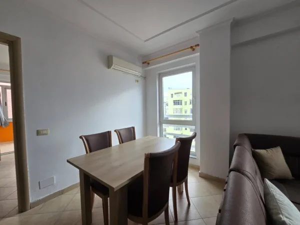 Tirane, jepet me qera apartament 2+1+Ballkon Kati 6, 110 m² 600 € (Jordan Misja)