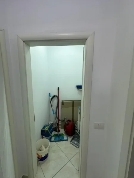 Tirane, shitet apartament 2+1+Aneks+Ballkon Kati 2, 105 m² 142.425 € (Shkoze)