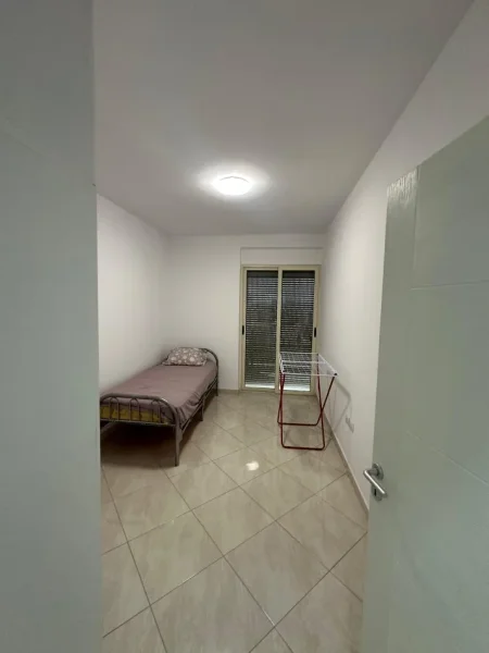 Tirane, shitet apartament 2+1+Aneks+Ballkon Kati 2, 105 m² 142.425 € (Shkoze)