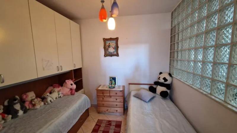 Tirane, shitet apartament 3+1 Kati 3, 127 m² 260.000 € (PRANE SUPERMARKET JOENA)