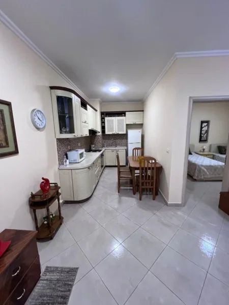 Tirane, jepet me qera apartament 1+1 Kati 5, 75 m² 550 € (KOPESHTI BOTANIK)