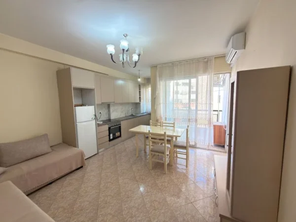 Tirane, jepet me qera apartament 2+1 Kati 4, 93 m² 600 € (ASTIR)