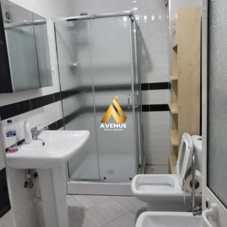 Tirane, jepet me qera apartament 2+1+Ballkon Kati 2, 98 m² 650 € (don bosko)