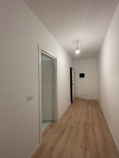 Tirane, shitet apartament 2+1+Ballkon Kati 1, 130 m² 250.000 € (Kopshti Zoologjik)