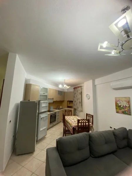 JEPET ME QERA SUPER APARTAMENT 2+1+2 BALLKONE NE BLLOK NE ZEMER TE TIRANES,  1.300 €uro