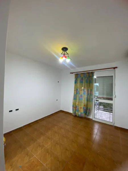 JEPET ME QERA SUPER APARTAMENT 2+1+2 BALLKONE NE BLLOK NE ZEMER TE TIRANES,  1.300 €uro