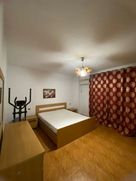 JEPET ME QERA SUPER APARTAMENT 2+1+2 BALLKONE NE BLLOK NE ZEMER TE TIRANES,  1.300 €uro