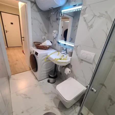 Tirane, jepet me qera apartament 1+1 Kati 2, 60 m² 750 € (TREGU ÇAM)