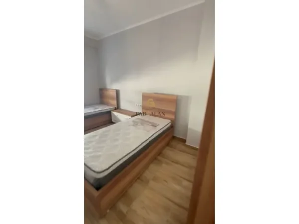 Tirane, shitet apartament 2+1 Kati 5, 102 m² 125.000 € (Kamez)