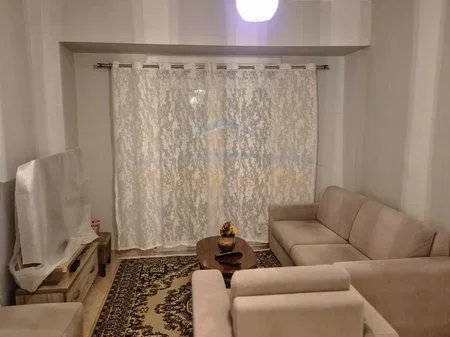 Tirane, jepet me qera apartament 2+1 Kati 2, 73 m² 600 € 
