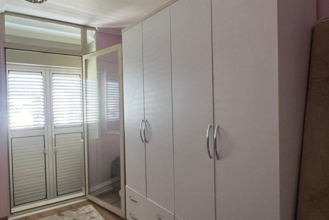 Tirane, jepet me qera apartament 2+1 Kati 8, 105 m² 650 € (don bosko)