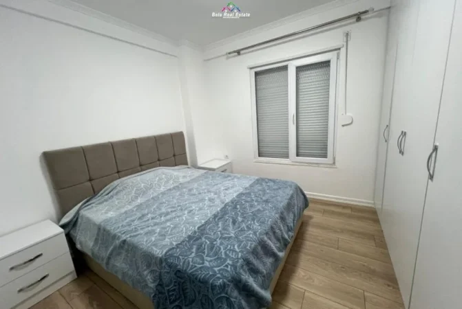 Tirane, jepet me qera apartament 1+1+Ballkon Kati 2, 50 m² 450 € (Rruga David Selenica)