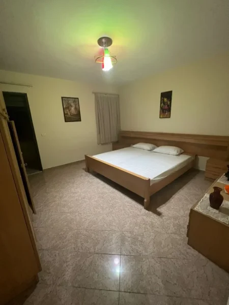 Tirane, jepet me qera apartament 2+1 Kati 5, 80 m² 700 € (Qender tek Eye of Tirana.)