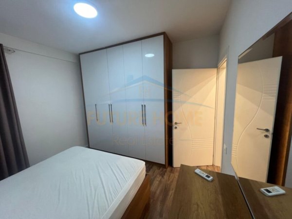 Tirane, jepet me qera apartament 2+1+Ballkon Kati 4, 80 m² 600 € (Rruga 5 Maji)