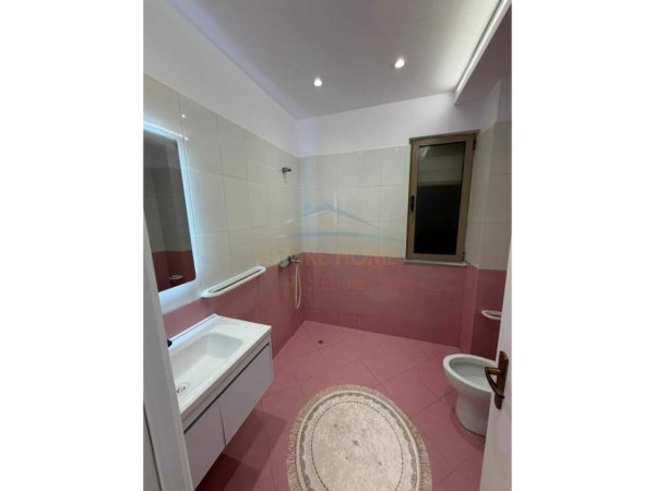 Tirane, shitet apartament 1+1+Ballkon Kati 6, 62 m² 118.000 € (Yzberisht)