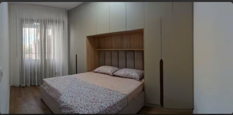 Tirane, jepet me qera apartament 2+1 Kati 4, 80 m² 900 € (Komuna parisit)